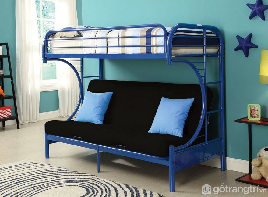  Chiếc giường tầng màu xanh này thiết kế khá thú vị khi tầng dưới được thiết kế theo kiểu ghế sofa dài, tầng tầng trên là giường ngủ - Ảnh: Internet
